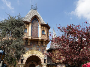 DL SnowwhitesEnchantedWish 8may2023 2