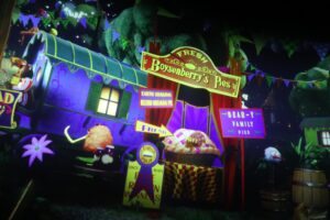 Bear y Tales Knotts Berry Farm 2025 04