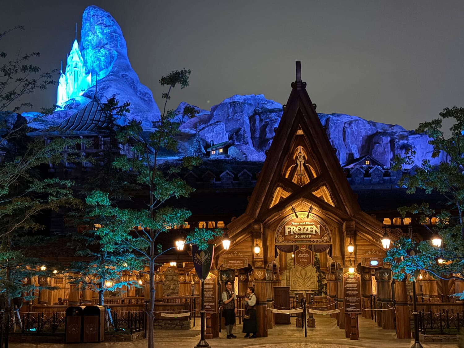 アナとエルサのフローズンジャーニー / Anna and Elsa's Frozen