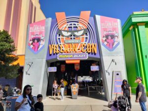 Villain-Con Minion Blast