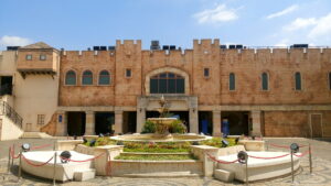 29827770957 f40c5c5b56 k