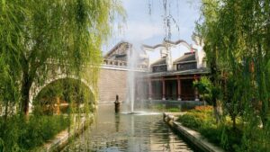 46346418332 b45412f5ff k