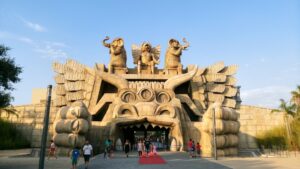 48717842731 02e9a03f21 k