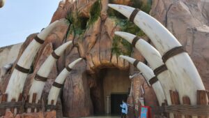 53709934084 7b8214793b k