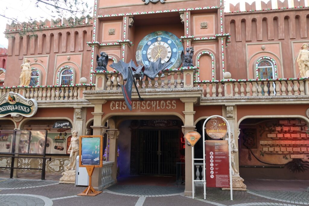 Geisterschloss Europa Park Entrance